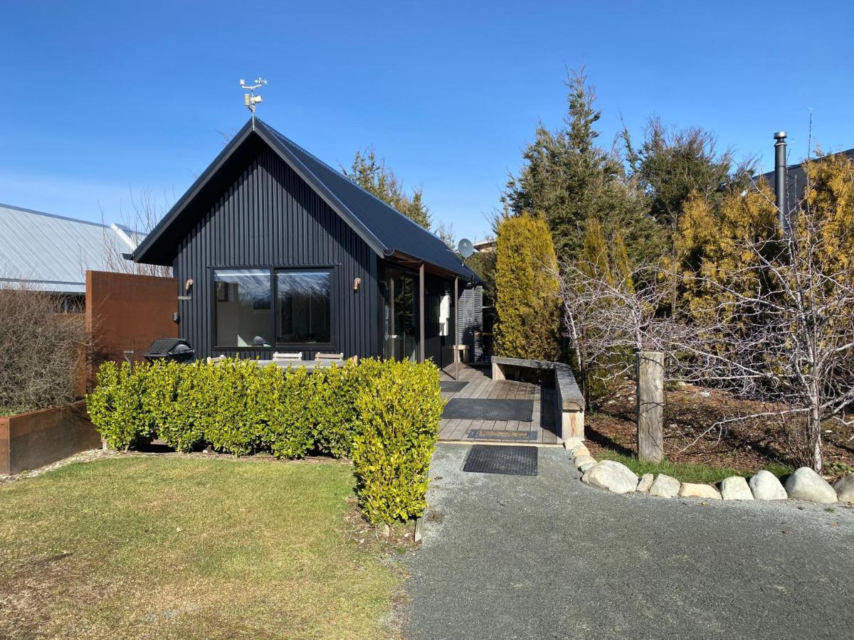 Black Beech House With Stunning Outdoor Bath Lac Tekapo Extérieur photo