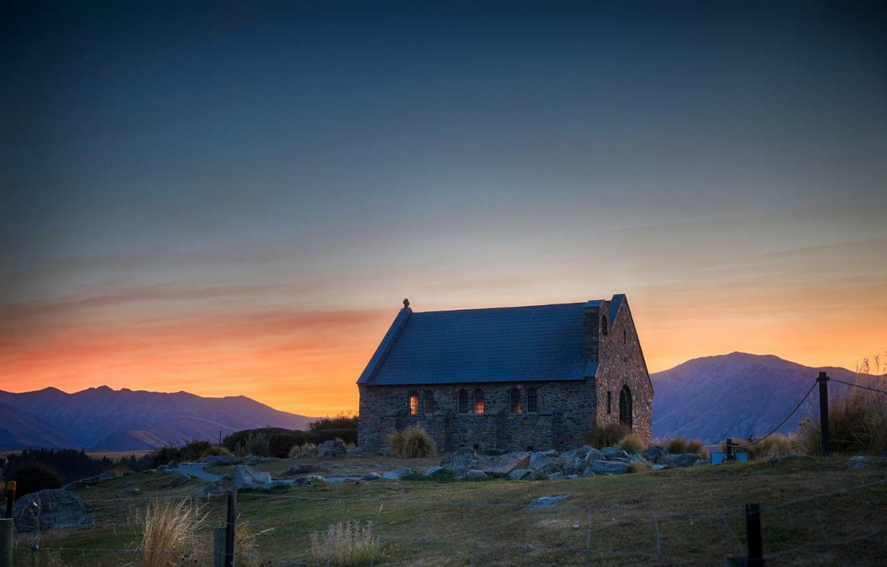 Black Beech House With Stunning Outdoor Bath Lac Tekapo Extérieur photo