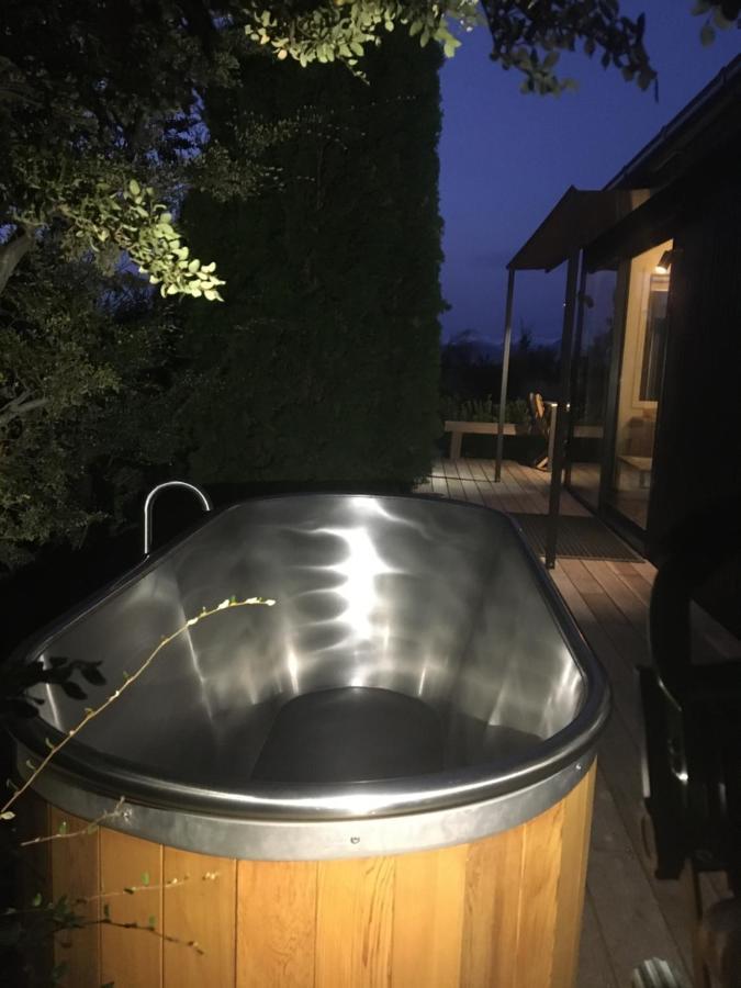 Black Beech House With Stunning Outdoor Bath Lac Tekapo Extérieur photo